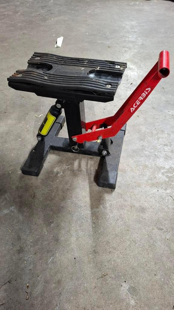 Acerbis bokje, Ophalen, Zo goed als nieuw, Manueel, Garagekrik