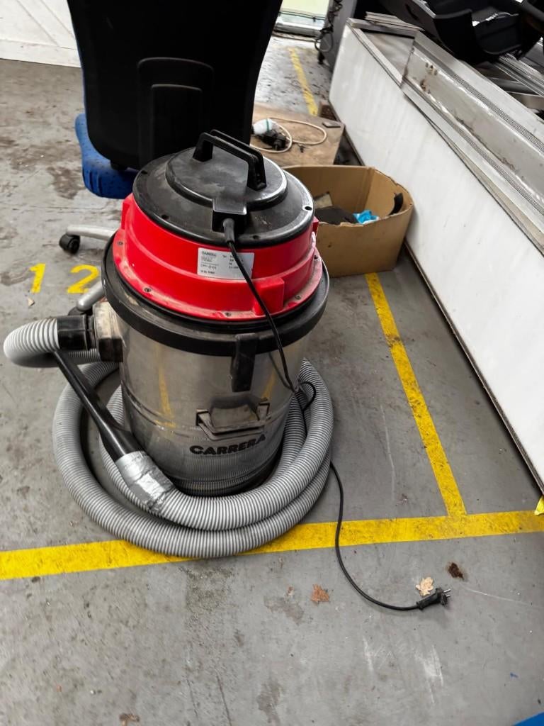 professionele stofzuigers(€1 per zijde)  RVS mattenreiniger, Ophalen