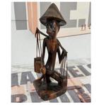 Vintage Mid-Century Balinese handgesneden houten visser boer, Antiek en Kunst, Kunst | Niet-Westerse kunst, Ophalen of Verzenden