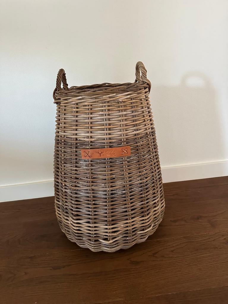 Rotan Paraplumand met handvat en waterlekbak, Ophalen, Gebruikt, Landelijk, Natuurlijk materiaal