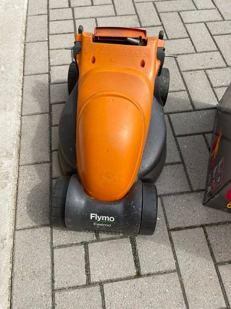 Flymo EasiMo grasmaaier – €19 (ongetest / voor onderdelen), Df, Gebruikt, Qw, Ophalen of Verzenden