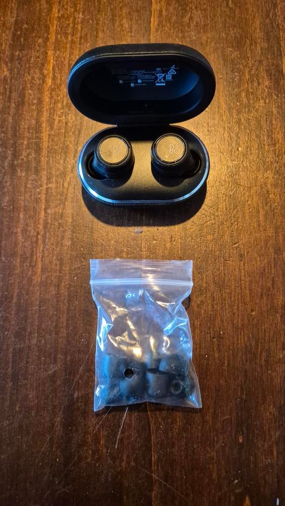 B&O E8 3rd Gen Oordopjes - Perfect Werkend, Nieuw Doosje, Ophalen of Verzenden, Gebruikt, Overige merken, Draadloos