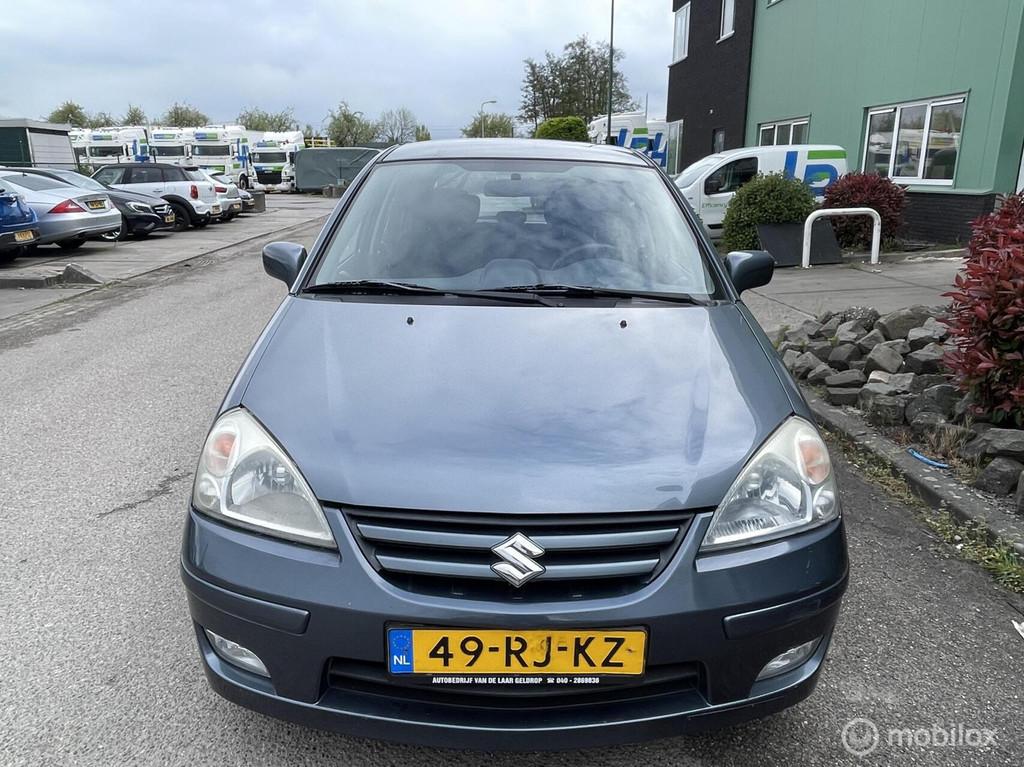 Suzuki Liana 1.6 Exclusive Apk Trekhaak Lichtmetalen velgen, Auto's, Suzuki, Voorwielaandrijving, 400 kg, 49 €/maand, Handgeschakeld