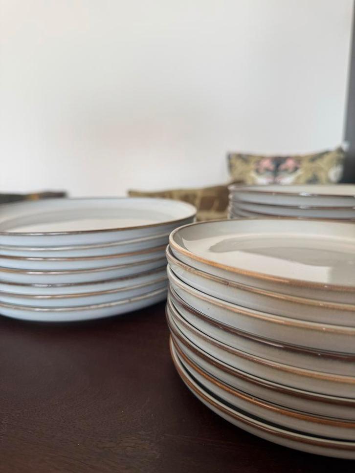 IKEA Gladelig servies set - lichtgrijs (23 stuks), Huis en Inrichting, Keuken | Servies, Zo goed als nieuw, Compleet servies, Effen