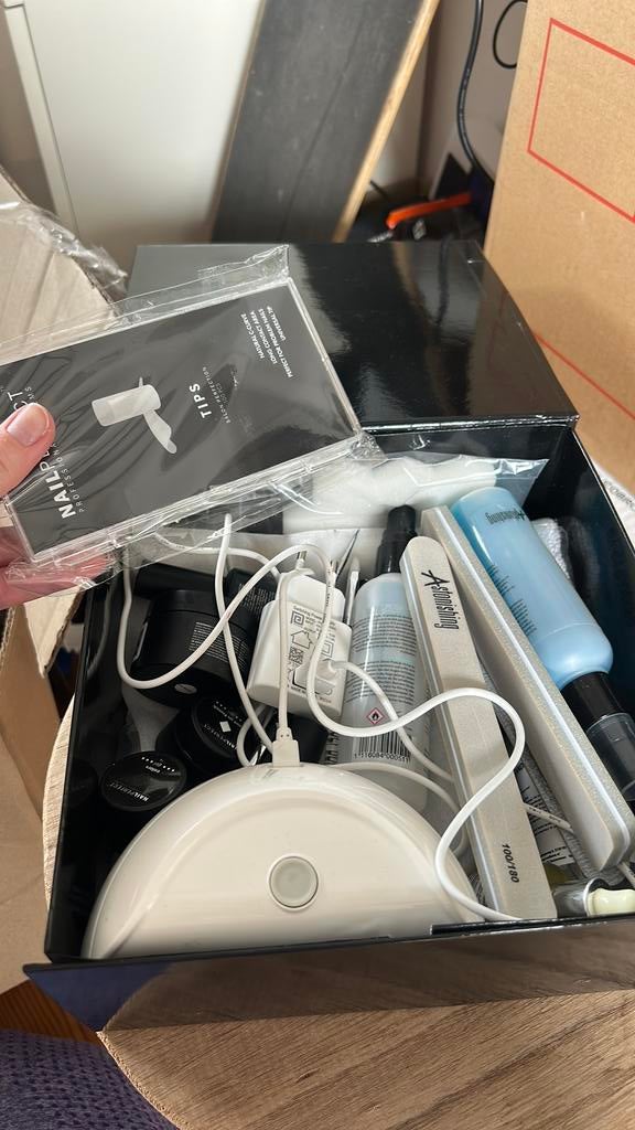 Nagel spullen evt nog extra nagelspullen, Ophalen, Gebruikt, Overige typen