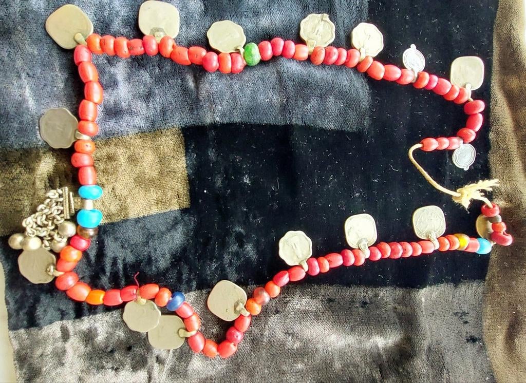 Oude Indiase ketting uit Hampi - Goede staat, Ophalen of Verzenden