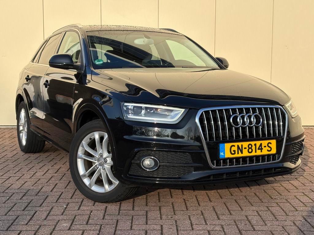 Audi Q3 1.4 TFSI 150pk Volledig Audi-Dealer Onderhouden ✅️, Auto's, Euro 5, Zwart, 4 cilinders, Zwart