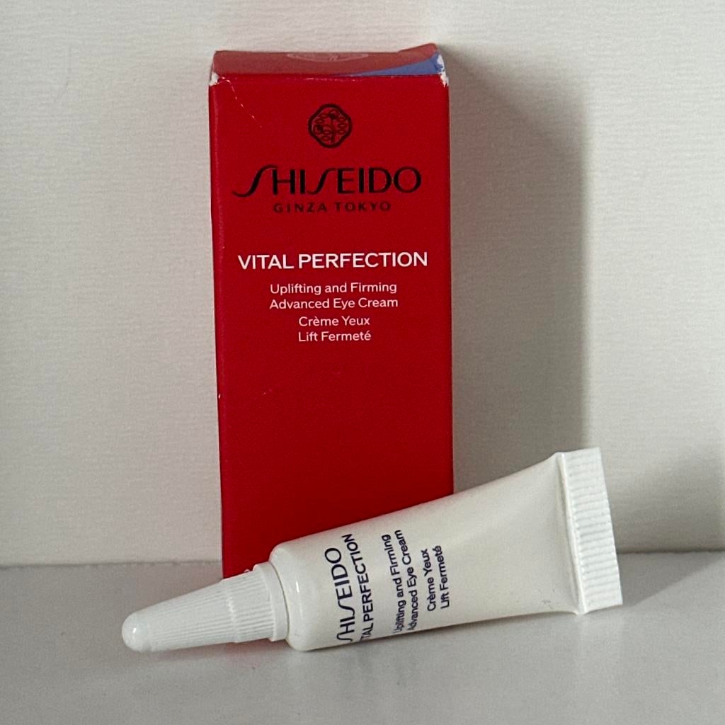 Shiseido Vital Perfection Advanced Eye Cream 3 ml, Ophalen of Verzenden, Nieuw, Ogen, Verzorging