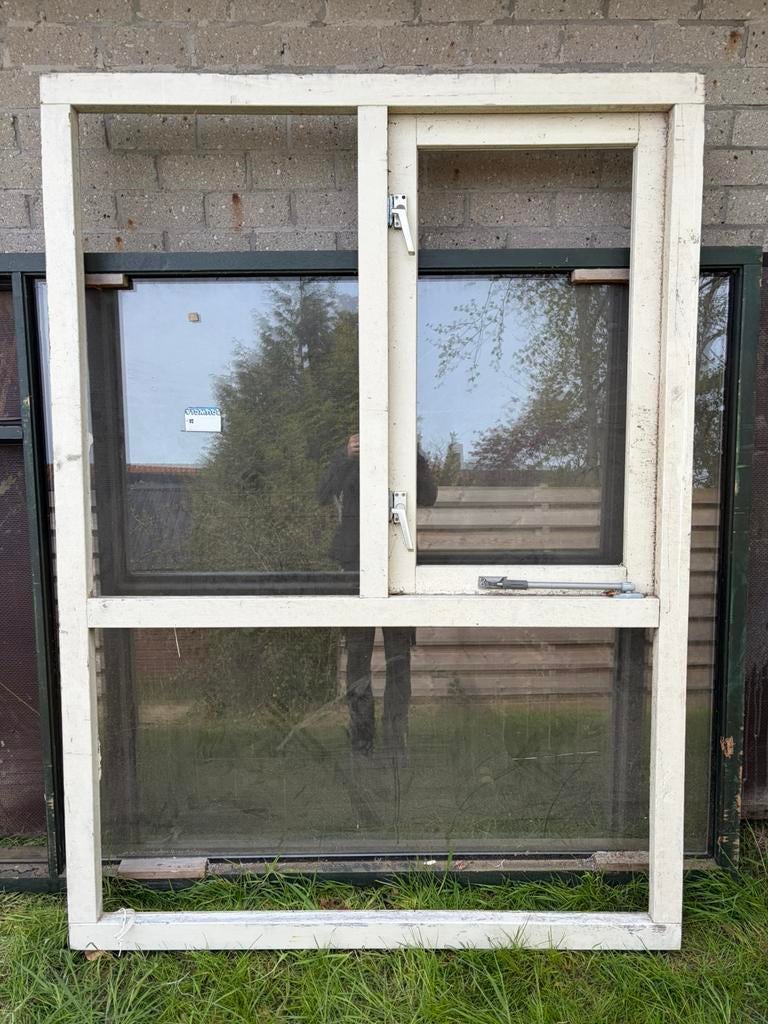 Groot hardhouten kozijn 145x200, Ophalen, Raamkozijn, Zo goed als nieuw, 150 tot 225 cm