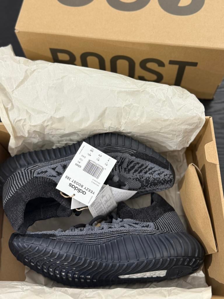 adidas gazelle silver green womens Adidas Yeezy Boost 350 V2 ZEBRA  UP TO COLLECT