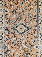 Vintage oosters wol vloerkleed Persia floral orange 70x125cm, Gebruikt, 100 tot 150 cm, Klassiek, Oosters, Traditioneel, Crème