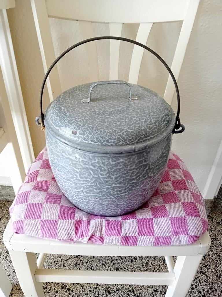 Grijs gewolkte marmietenpan, Ophalen of Verzenden