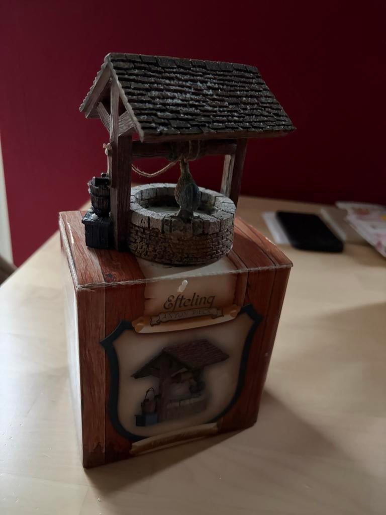 Efteling Anton Pieck putje miniatuur, Verzamelen, Efteling, Zo goed als nieuw, Beeldje of Poppetje, Ophalen of Verzenden