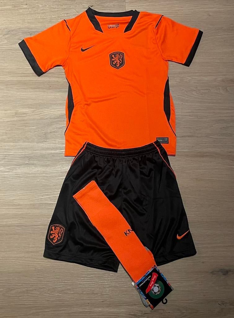 Nieuw kids setje Nederlands Elftal WK 2026, maat 122-128, Kinderen en Baby's, Ophalen of Verzenden, Nieuw, Jongen of Meisje, Setje