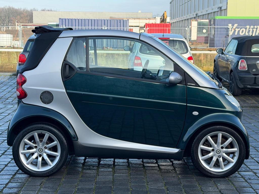 Smart Fortwo cabrio 0.7 pure AIRCO APK BOEKJES, Auto's, 21 km/l, Gebruikt, Cabriolet, 61 pk