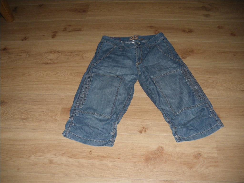 leuke korte spijkerbroek maat 29 merk qs, Kleding | Heren, Polo's, Ophalen of Verzenden, Zo goed als nieuw, Maat 46 (S) of kleiner