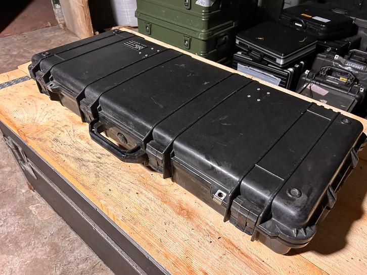 Peli case defensie rolkoffer, gratis verzending!, Muziek en Instrumenten, Behuizingen en Koffers, Zo goed als nieuw, Overige instrumenten