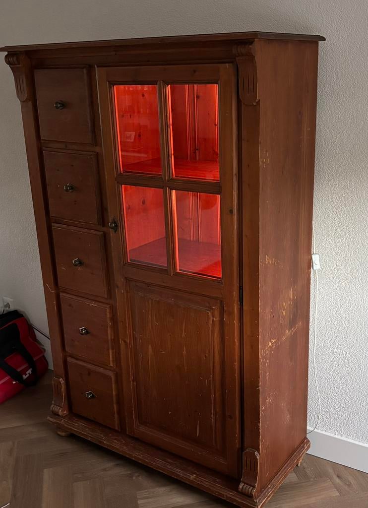Een gezellige spekkast, Huis en Inrichting, Ophalen, Gebruikt, Country style, 25 tot 50 cm