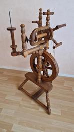 Antiek houten spinnewiel - Decoratief en functioneel, Hobby en Vrije tijd, Ophalen