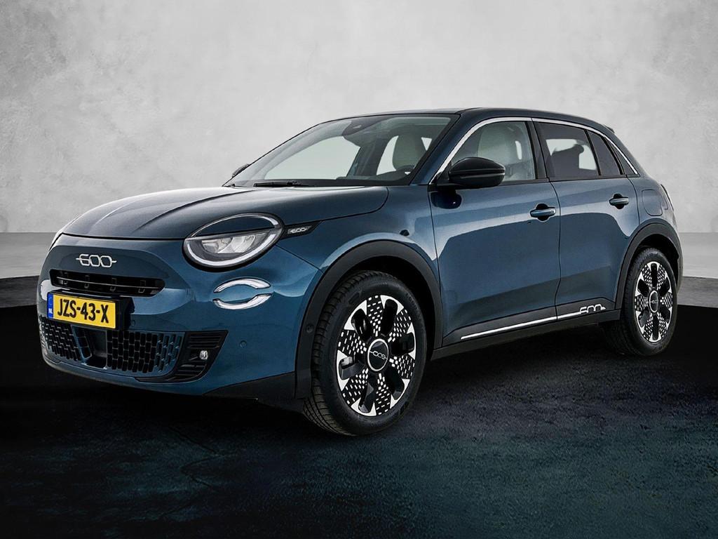 Fiat 600 1.2 Hybrid La Prima 110pk Automaat | Elektrische Kl, Auto's, Fiat, Automaat, Adaptive Cruise Control, Gebruikt, 1199 cc