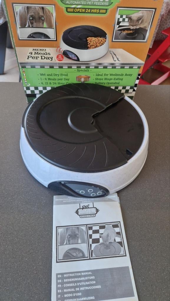 Automatische voerbak huisdieren, Dieren en Toebehoren, Ophalen