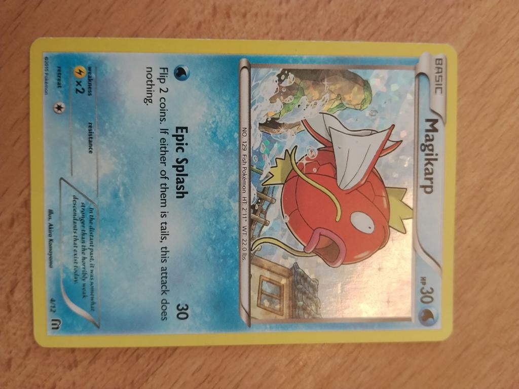 Magikarp 4/12 McDonald's 2015 Promo Holo Pokemon, Hobby en Vrije tijd, Verzamelkaartspellen | Pokémon, Ophalen of Verzenden, Gebruikt