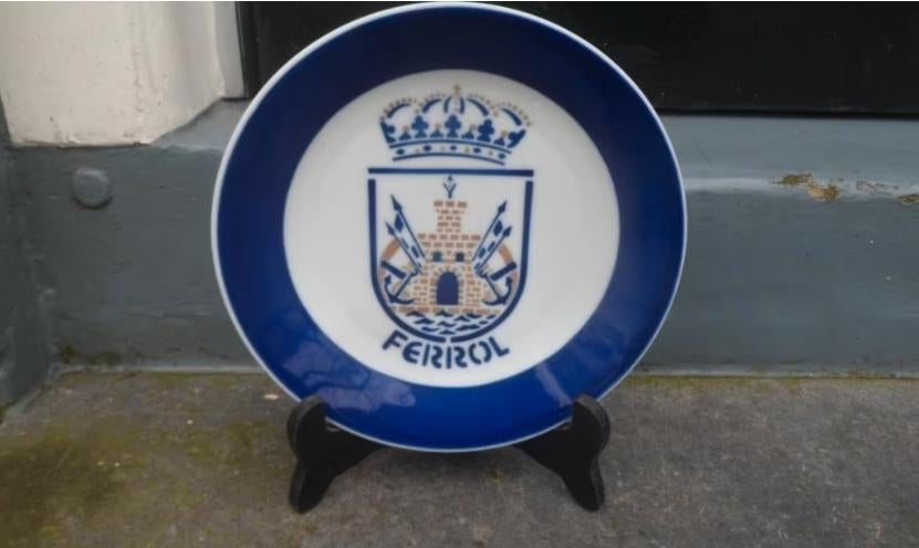 Sargadelos schotel stadswapen Ferrol Spanje Marinehaven bord, Ophalen of Verzenden