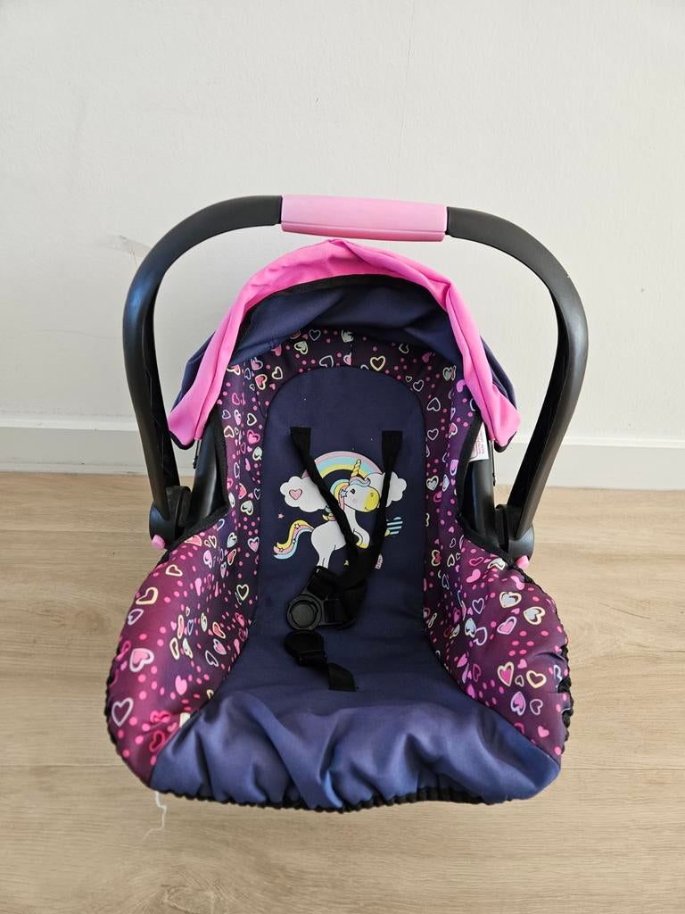 Maxi cosi voor poppen, Ophalen