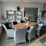 Tuinset ovale Teak tafel 240 x 120 cm + 8 wicker tuinstoelen, ., Teakhout, Ophalen of Verzenden, Zo goed als nieuw