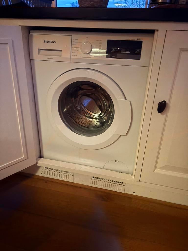 Siemens iq500, Ophalen, Zo goed als nieuw, 1200 tot 1600 toeren, Minder dan 85 cm