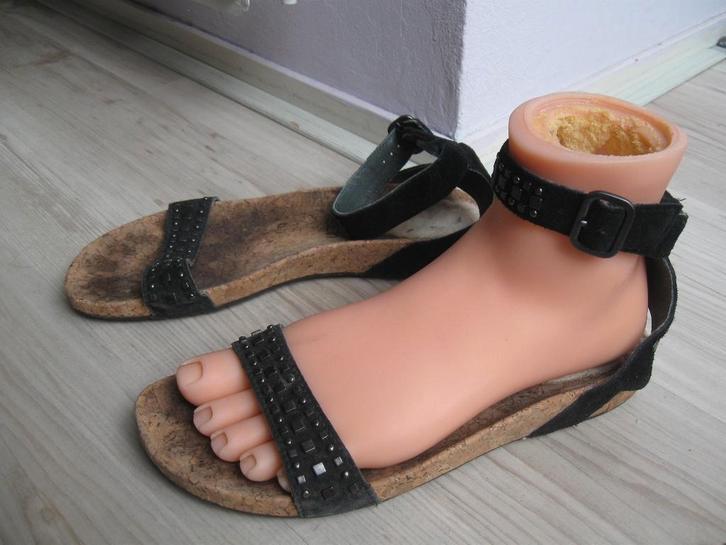 Uggs ugg sandalen bruin zwart maat 40, Kleding | Dames, Schoenen, Gedragen, Sandalen of Muiltjes, Bruin, Verzenden