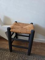 Krukje met rieten zitting, Ophalen, Zo goed als nieuw, Hout