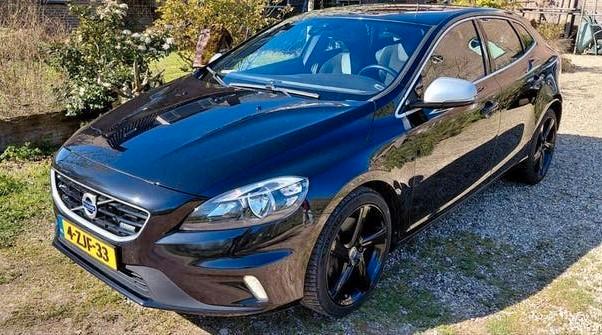 Volvo V40 D4 R-Design, Auto's, Volvo, Particulier, V40, ABS, Adaptive Cruise Control, Airbags, Airconditioning, Bluetooth, Boordcomputer
