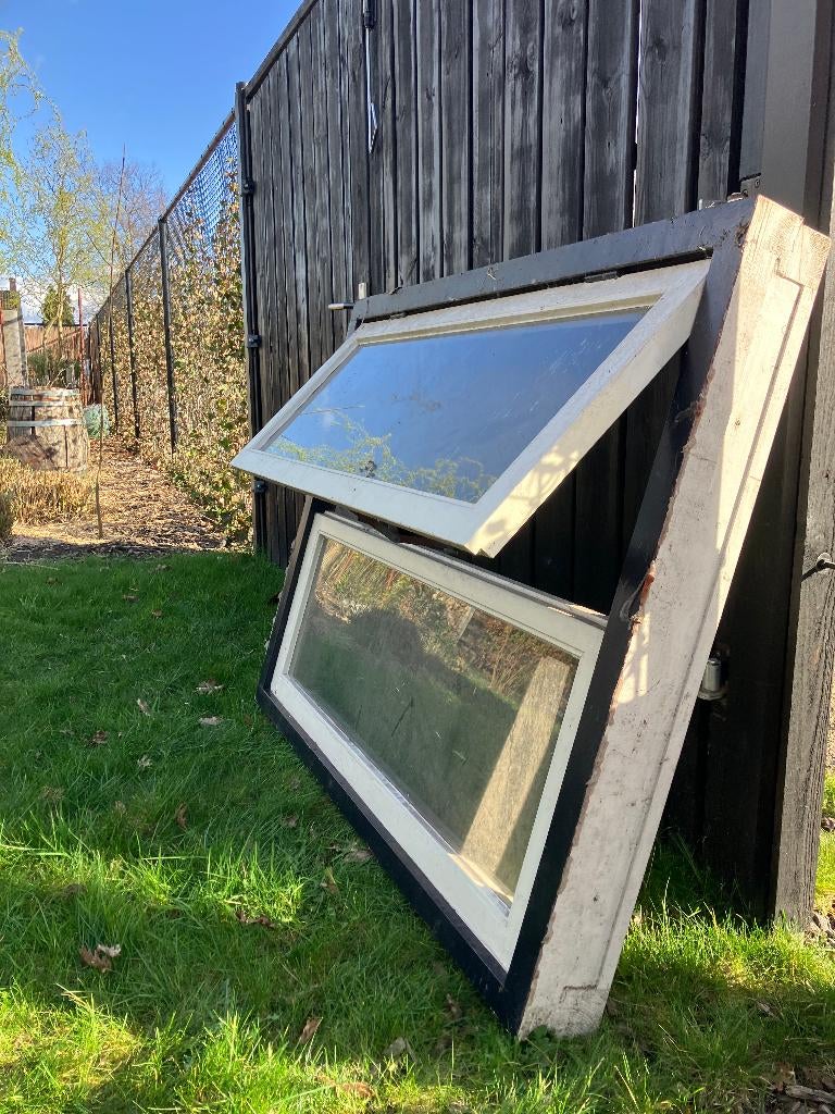 kozijn met klapraam, Gebruikt, Raamkozijn, Inclusief glas, 75 tot 150 cm