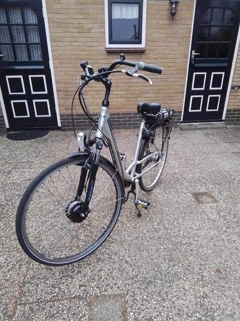 Elektrische damesfiets E-bike / Kreidler / 8 versnellingen, Fietsen en Brommers, Elektrische fietsen, Overige merken, Gebruikt