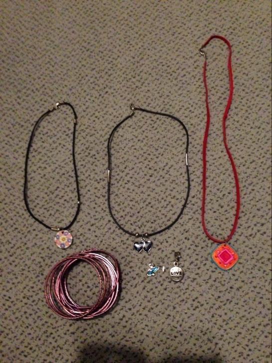 Kindersieraden, Ophalen of Verzenden, Zo goed als nieuw, Overige kleuren, Armband