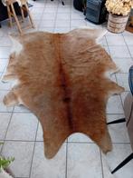 Tk mooie koeien huid, Huis en Inrichting, Stoffering | Tapijten en Kleden, Ophalen of Verzenden, Zo goed als nieuw, Bruin, Rechthoekig