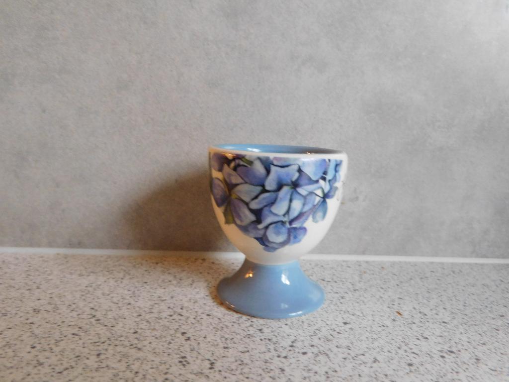 Eierdop Hortensia JET by ter Steege, Huis en Inrichting, Keuken | Servies, Overige typen, Ophalen of Verzenden, Zo goed als nieuw