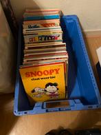 Bak en boodschappentas vol verschillende stripboeken, Boeken, Meerdere stripboeken, Ophalen, Gelezen