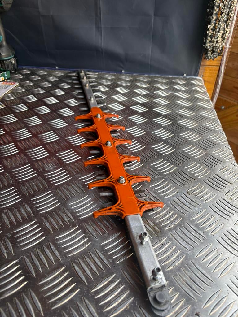 STIHL  dubbelzijdige geslepen messen 60cm .Vlijmscherp!, Ophalen, Zo goed als nieuw