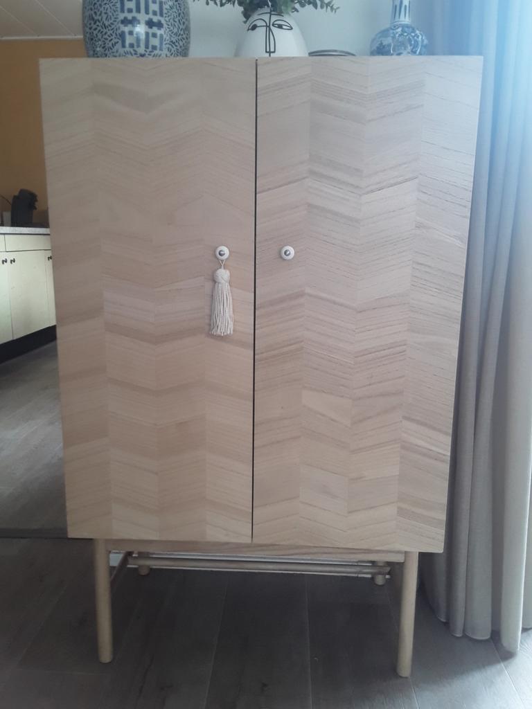 Scandinavisch kastje Garrik/sklum, Ophalen, Zo goed als nieuw