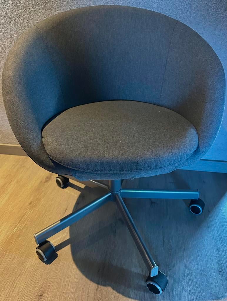 IKEA bureaustoel SKRUVSTA, Huis en Inrichting, Bureaustoelen, Ophalen, Zo goed als nieuw, Grijs, Bureaustoel