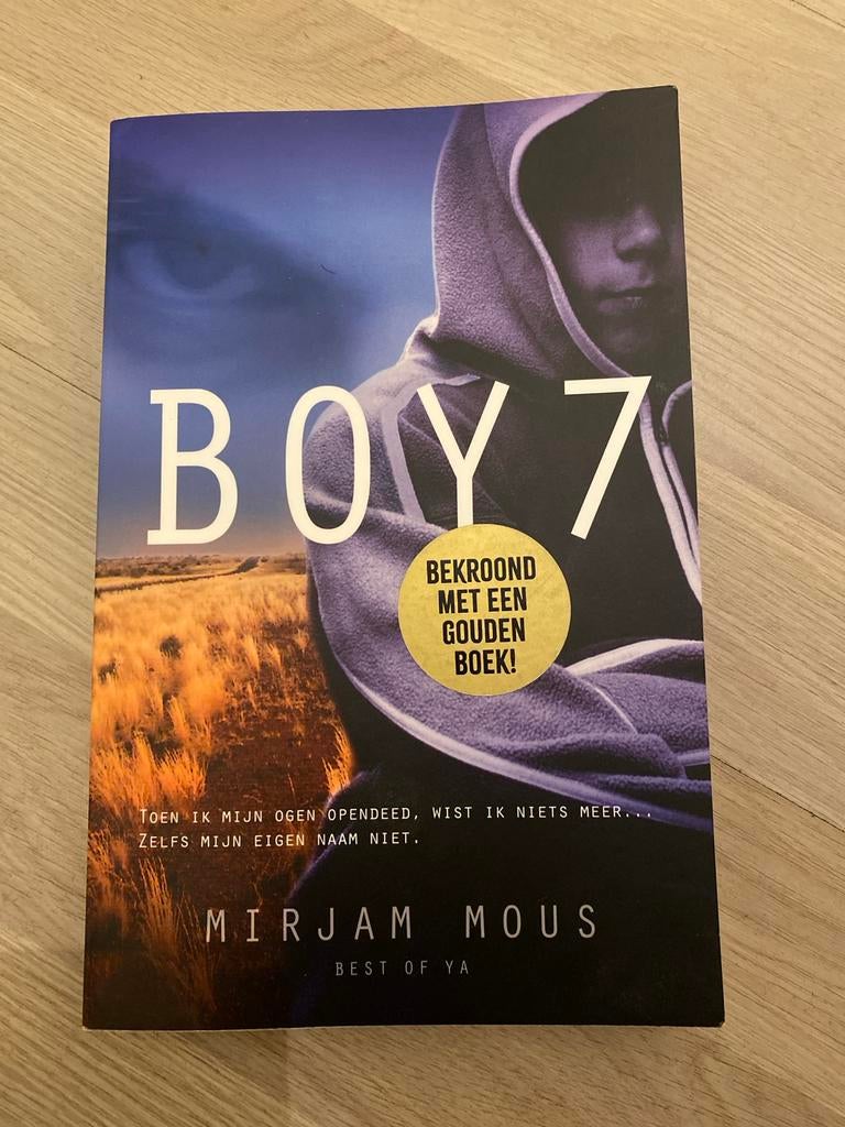 Boy 7 - Mirjam Mous (Bekroond met een Gouden Boek!), Ophalen of Verzenden, Zo goed als nieuw, Fictie