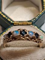 9 kt gouden damesring met opaal en saffier, Gebruikt, Overige kleuren, Ophalen of Verzenden, Kleiner dan 17