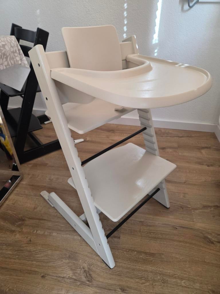 Stokke Tripp Trapp Vanilla White met Baby set, Ophalen, Zo goed als nieuw, Meegroeistoel, Afneembaar eetblad