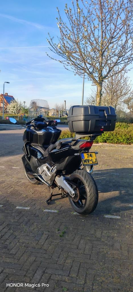 Honda Forza 750 DCT - Krachtige en comfortabele motorscooter, 750 cc, Motorrijbewijs A, Gebruikt, Particulier