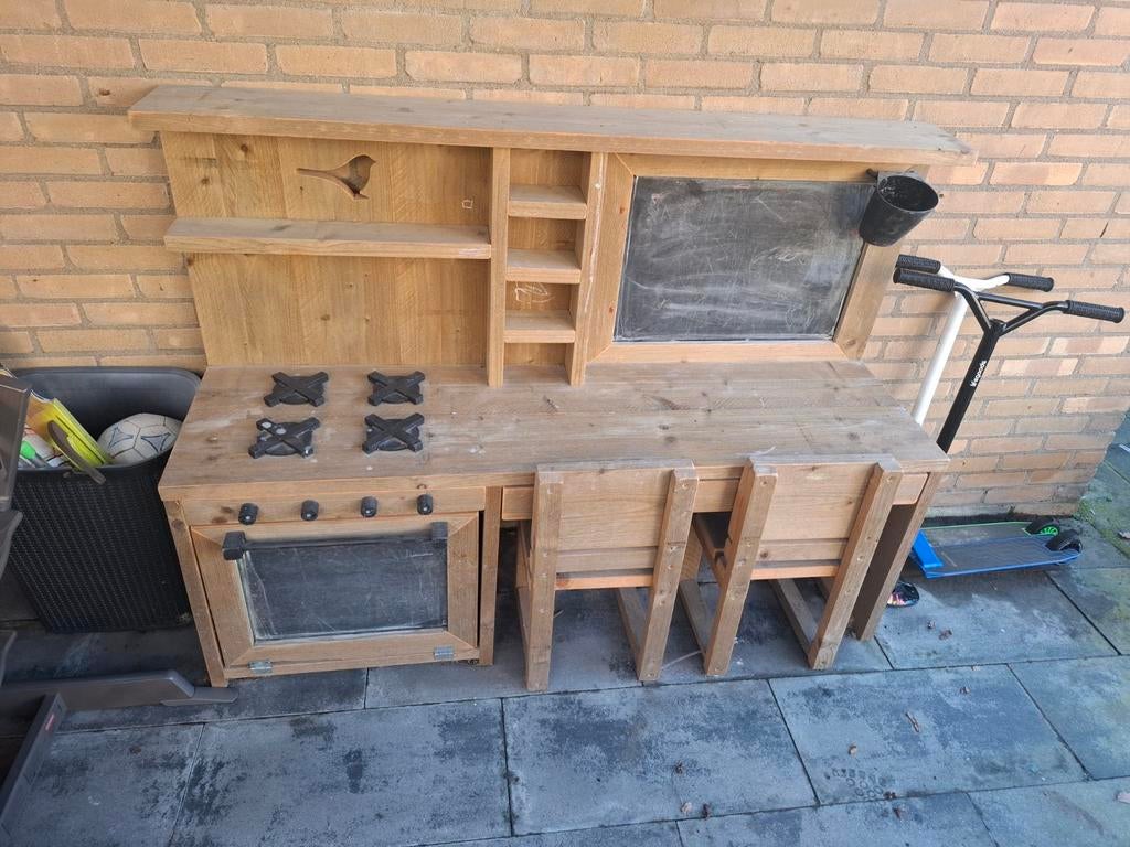 Houten speelkeuken voor kinderen met stoeltjes en krijtbord, Ophalen, Gebruikt, Hout, Speelkeuken