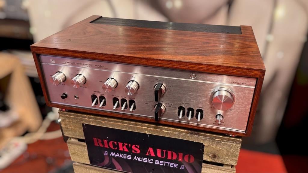 LUXMAN L-505V • GEREVISEERD MET GARANTIE • VINTAGE TOPPER, Antiek en Kunst, Antiek | Tv's en Audio, Ophalen of Verzenden