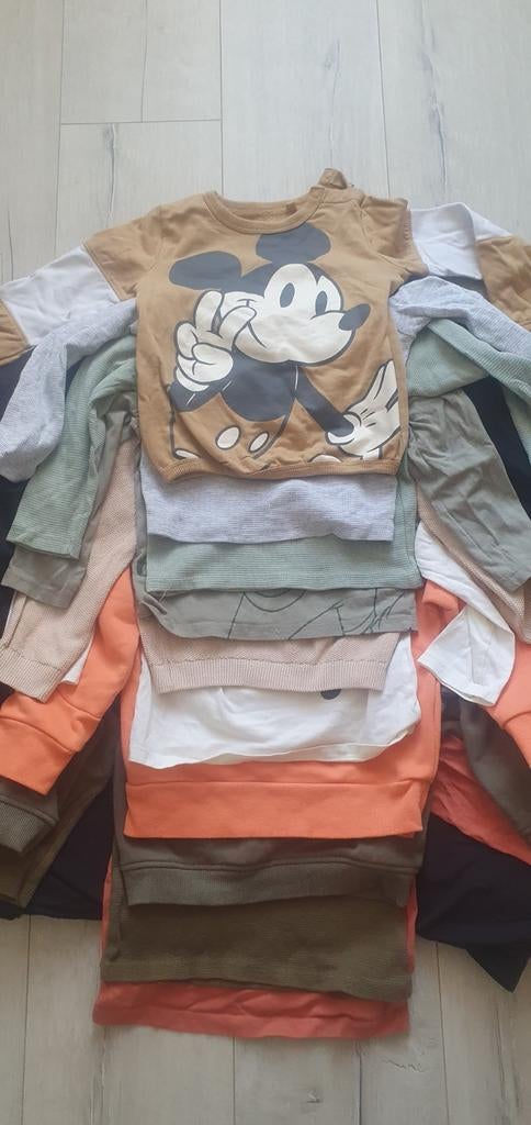 10 Truien/Shirts Maat 98 - Jongen of Meisje, Kinderen en Baby's, Kinderkleding | Maat 98, Gebruikt, Jongen of Meisje, Ophalen of Verzenden