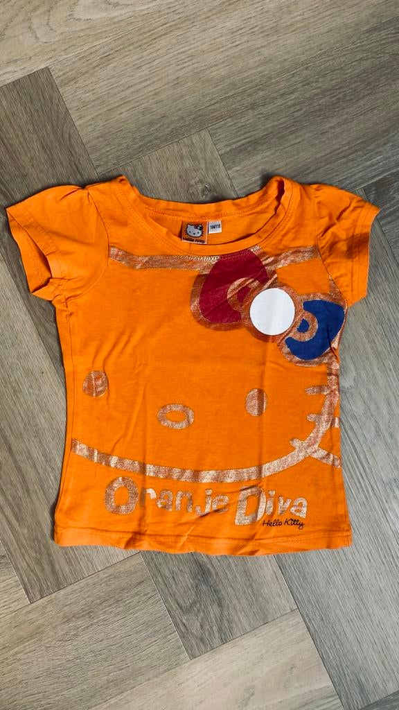 Hello Kitty T-shirt Oranje Diva Maat 104/110, Maat 38/40 (M), Oranje, Ophalen of Verzenden, Korte mouw